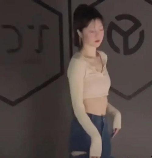 吃瓜娱乐图片头像女,揭秘吃瓜娱乐界女神头像背后的故事  第2张