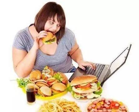 娱乐吃瓜酱头疼  第2张