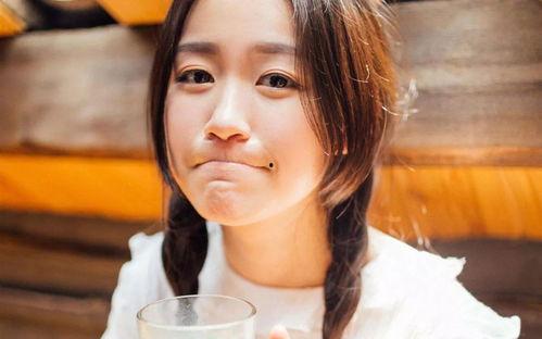 娱乐吃瓜女配是女生,娱乐圈吃瓜女王的风采 第3张 娱乐吃瓜女配是女生,娱乐圈吃瓜女王的风采 第3张