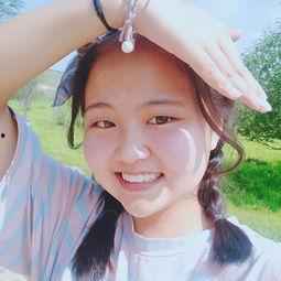 忘了吃瓜她进娱乐圈,意外踏入娱乐圈,开启璀璨星途 第3张 忘了吃瓜她进娱乐圈,意外踏入娱乐圈,开启璀璨星途 第3张